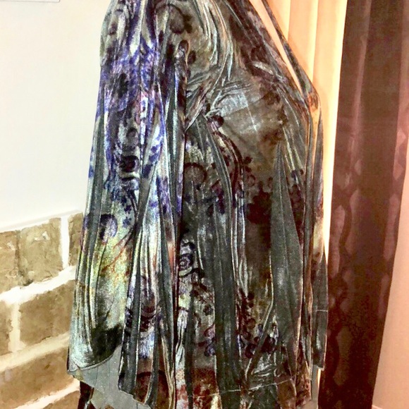 One World Lady’s Cardigan NWOT Size Medium - Picture 2 of 8